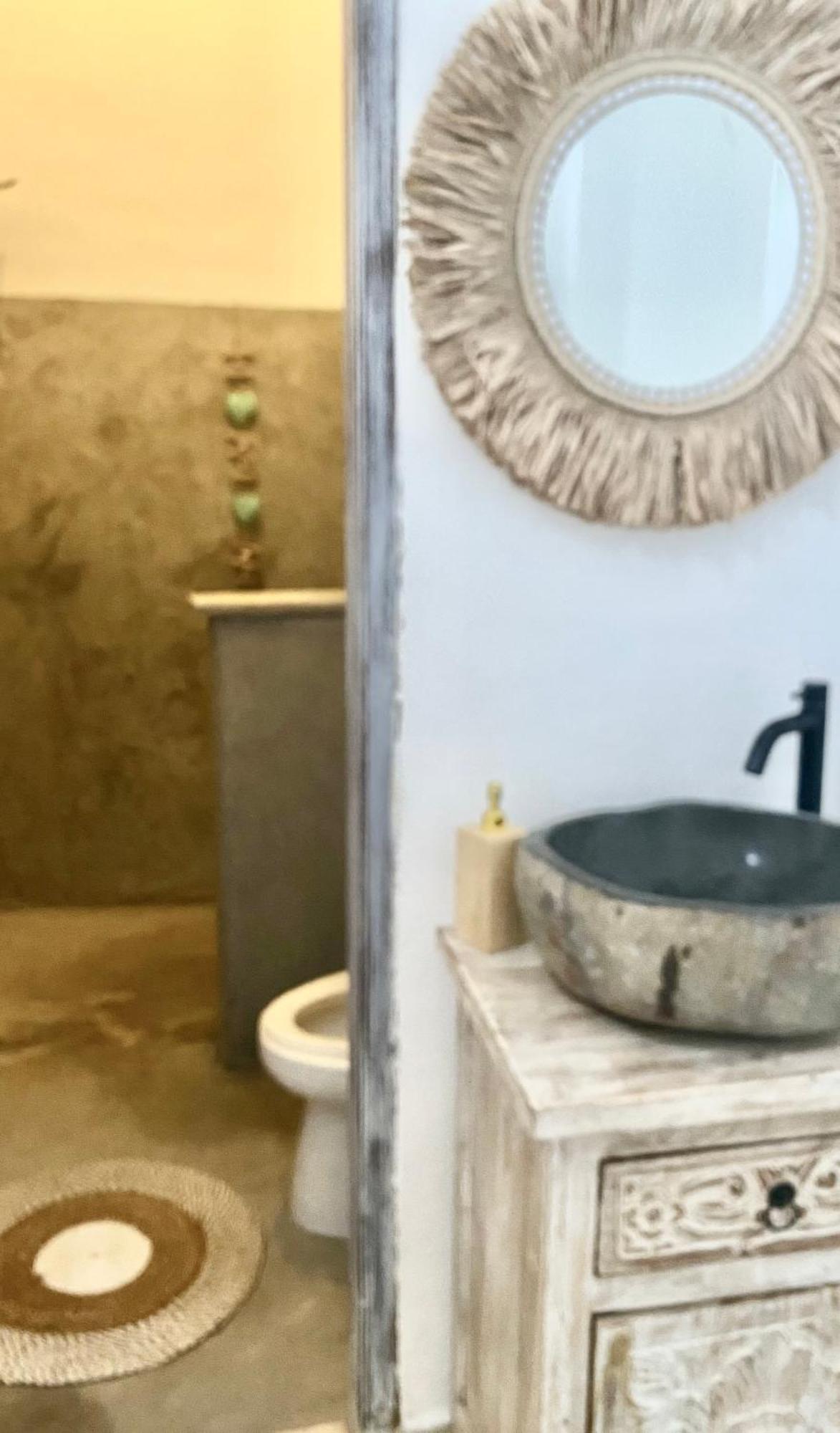 נוסה-למבונגן Oasis Boutique Villas מראה חיצוני תמונה